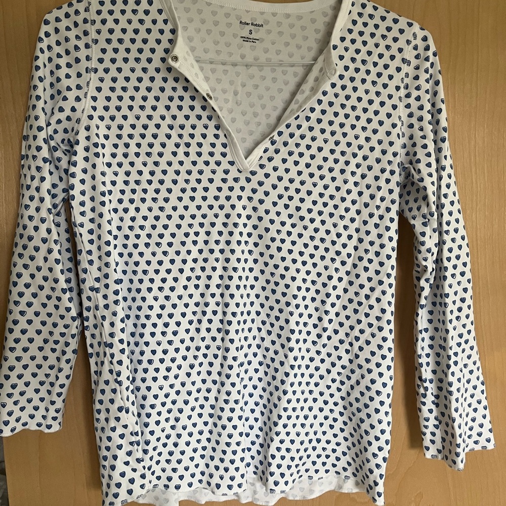 Roller Rabbit Blue Heart Print Pajama Top